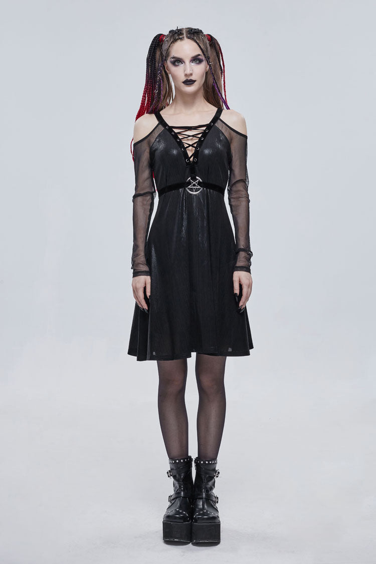 Finely Styled Dress with a Classic Vintage Look