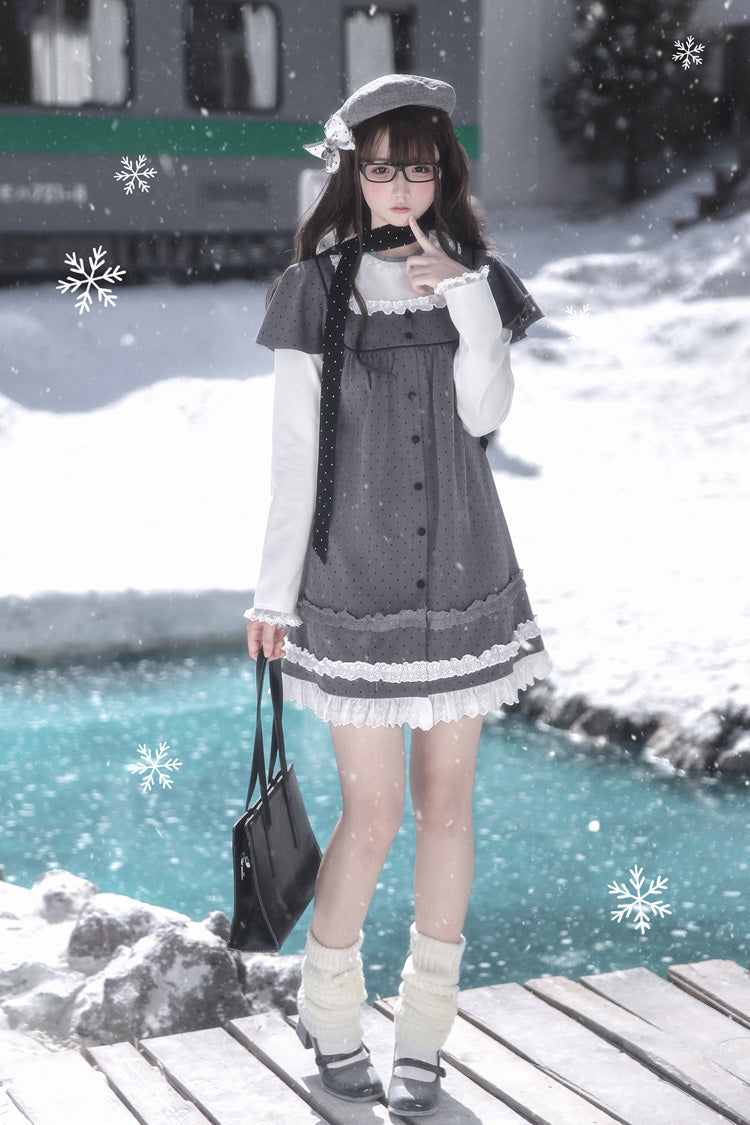 Subtly Elegant Dress with a Refined Vintage Look