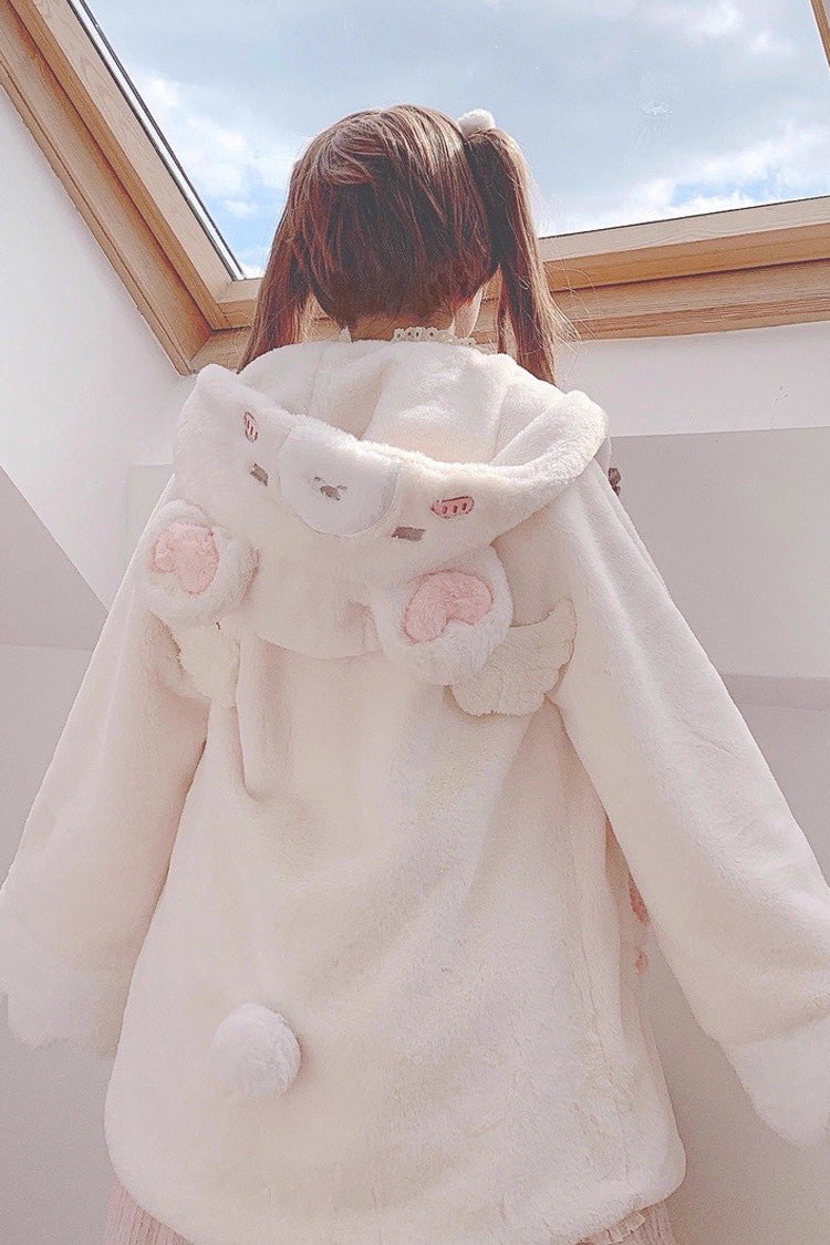 Finely Styled Coat with a Classic Vintage Look