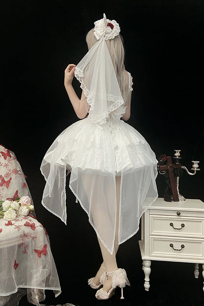 Casually Elegant Garment with a Refined Edge