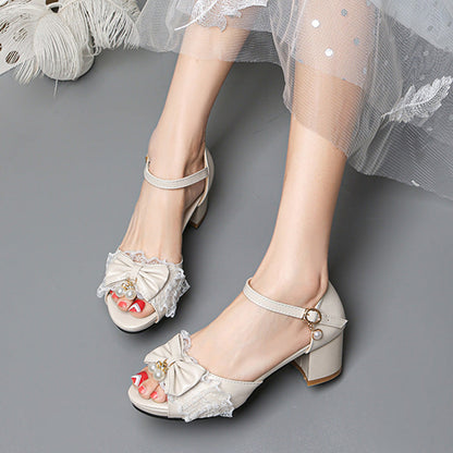 Classic Vintage Sandals with a Flattering Fit