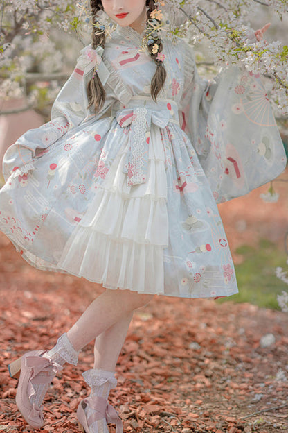 Finely Styled Dress with a Classic Vintage Look