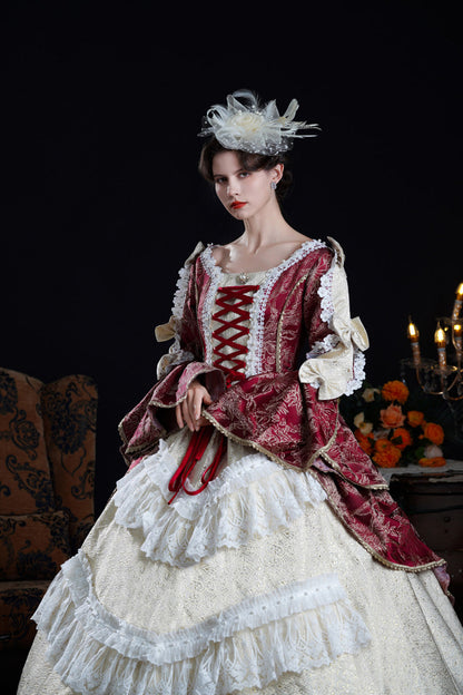 Subtly Elegant Dress with a Refined Vintage Look