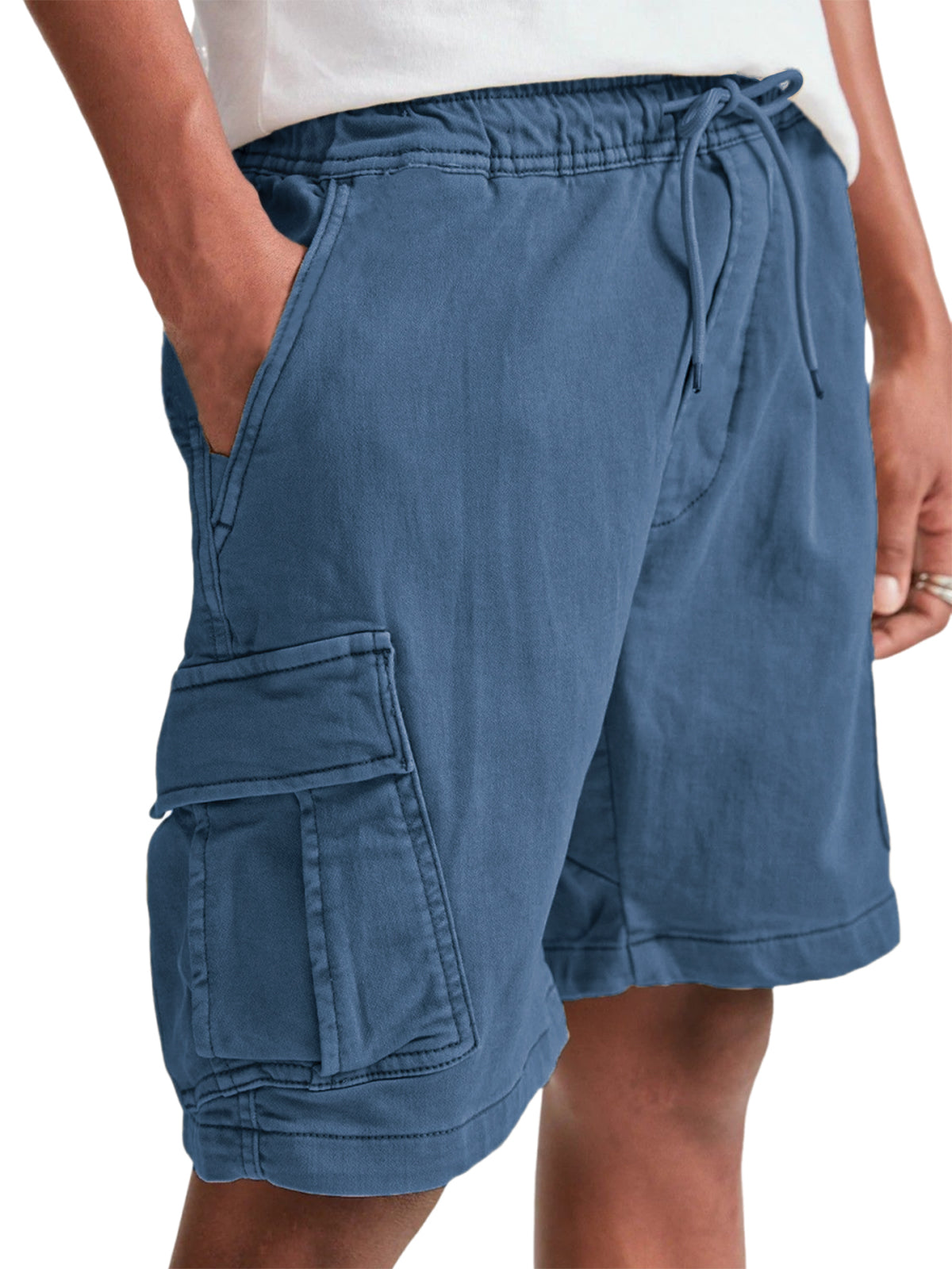 Effortlessly Elegant Pants with a Timeless Design