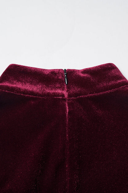 Casually Elegant Dress with a Refined Edge
