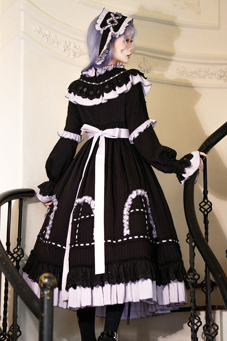 Finely Styled Dress with a Classic Vintage Look
