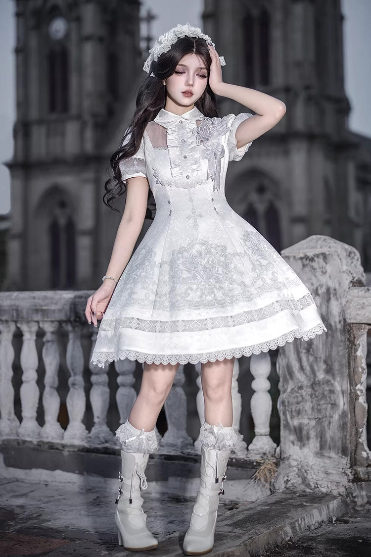 Subtly Elegant Dress with a Refined Vintage Look