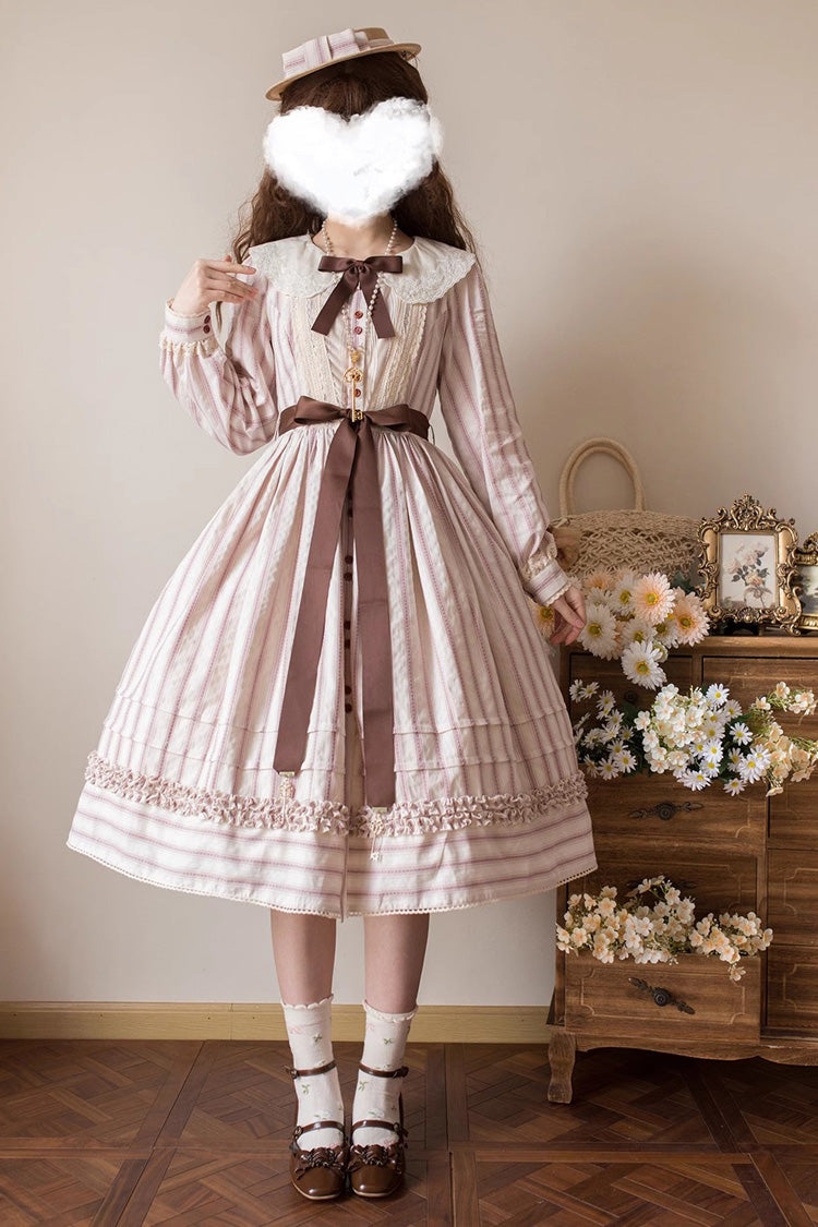 Classic Vintage Dress with a Flattering Fit