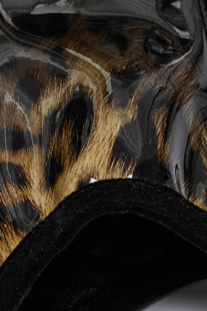 Beautifully Crafted Garment in a Classic Style
