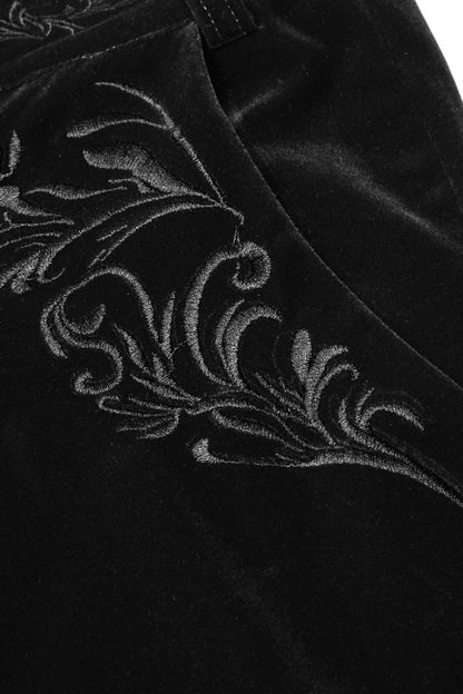 Effortlessly Elegant Pants with a Timeless Design