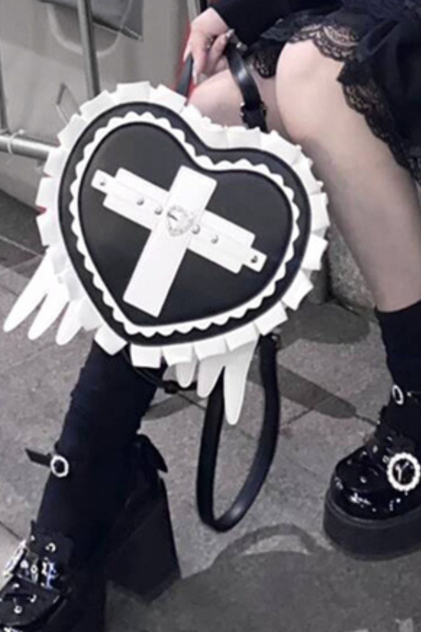 Ruffled Subculture Heart Bag