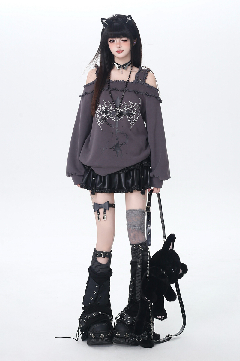 Cross Silence One-shoulder Top