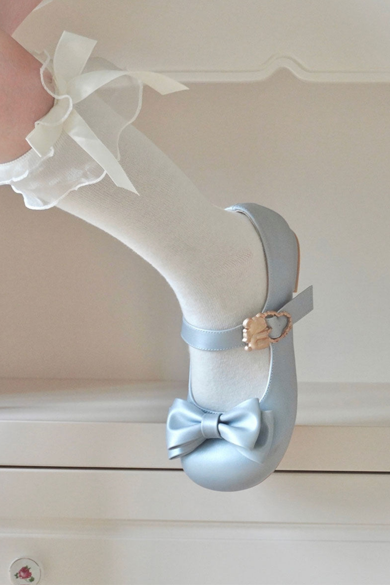 Satin Sheep Puff Ribbon Shoes
