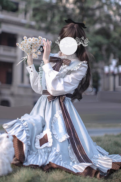 Vintage Style Dress with a Modern Fit