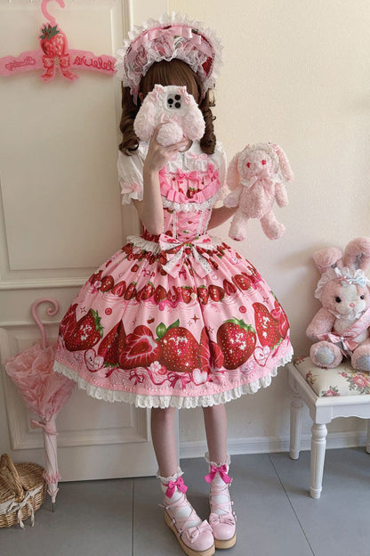 Finely Styled Dress with a Classic Vintage Look