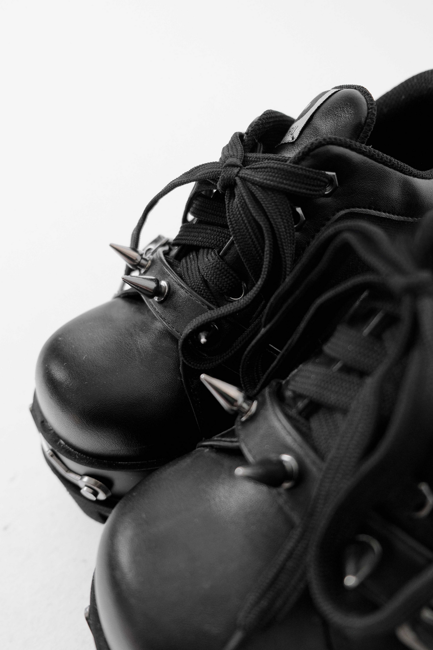 Y2k Subculture Rivet Platform Sneakers