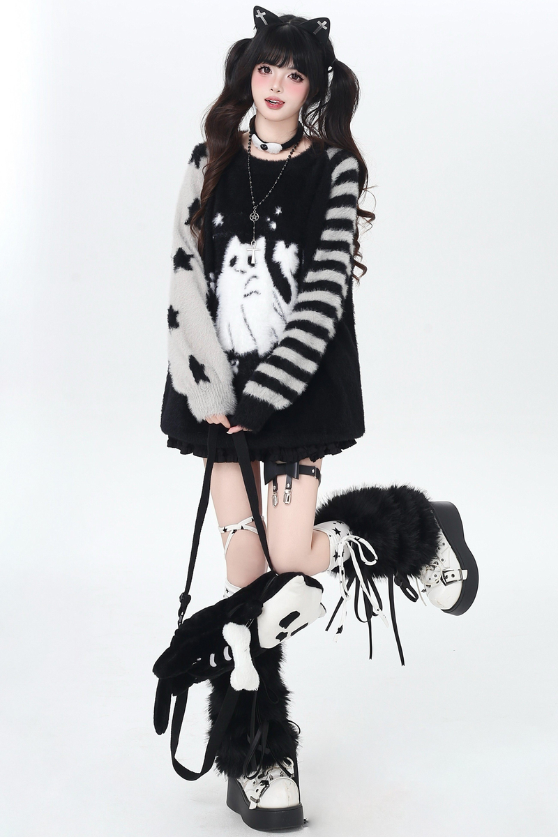 Asymmetric Sleeve Loose Top