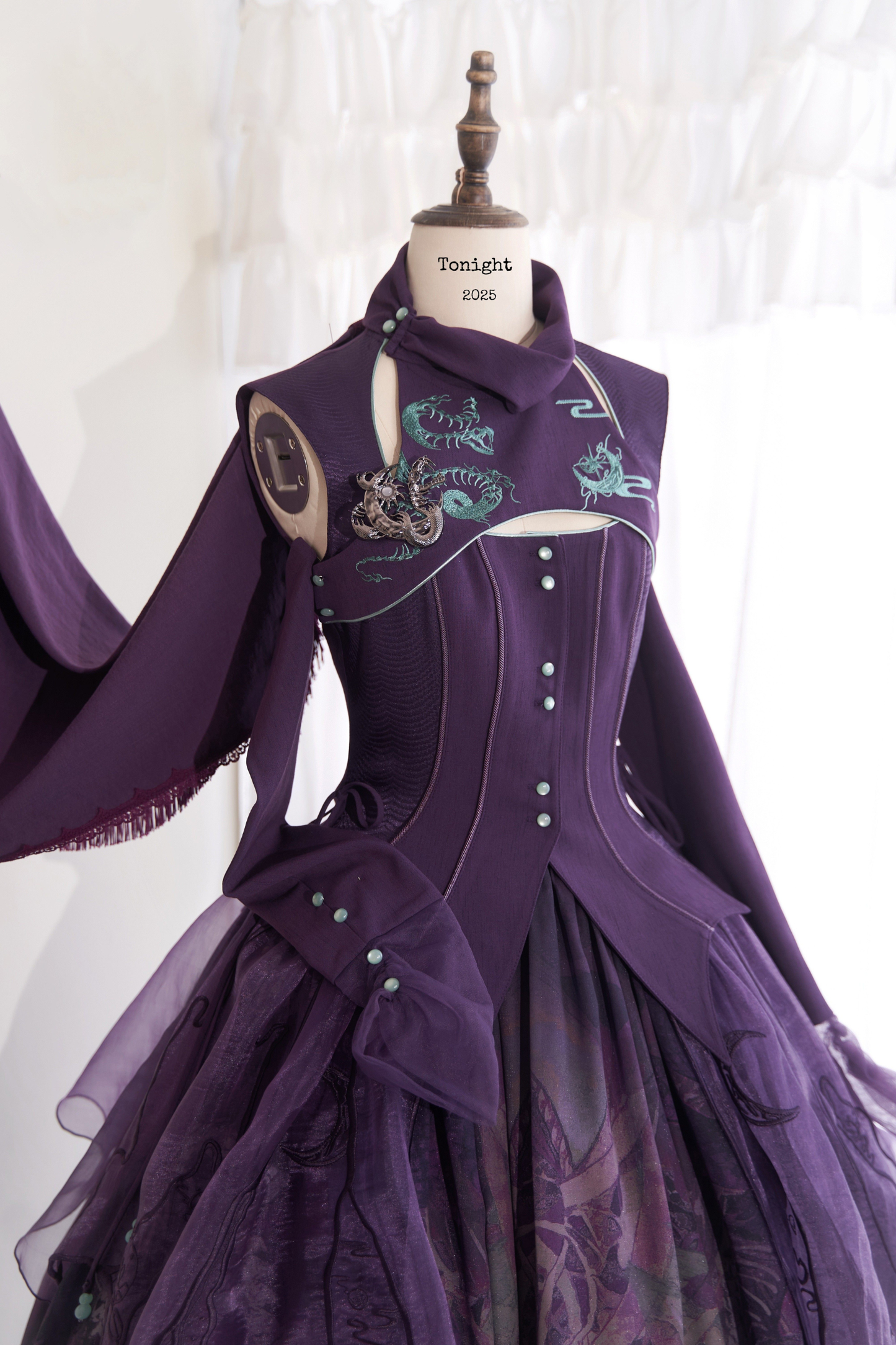 Mode Dragon Lolita Top + Skirt