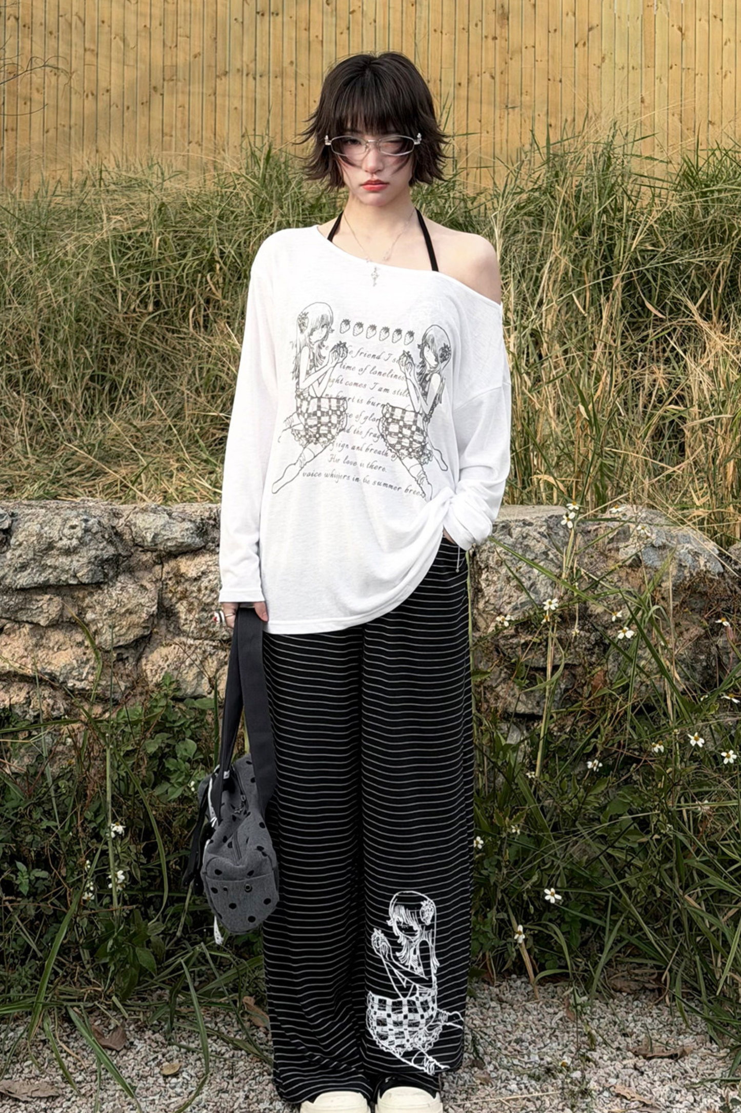 One Shoulder Top + Innerwear + Loose Pants