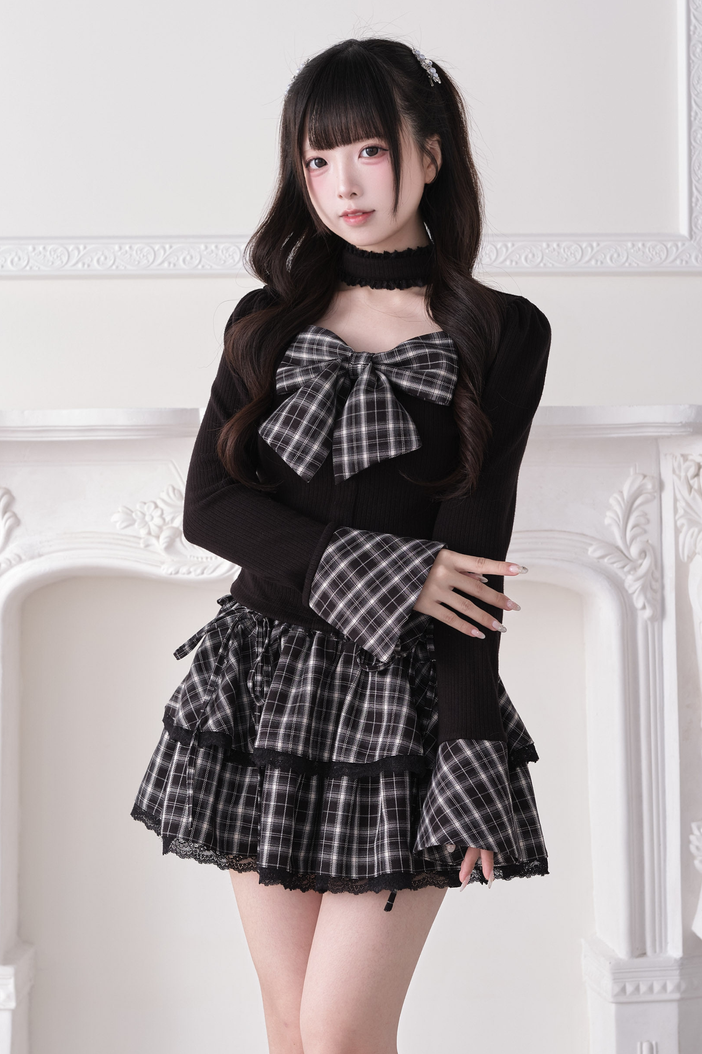 Ribbon Choker Knit Top