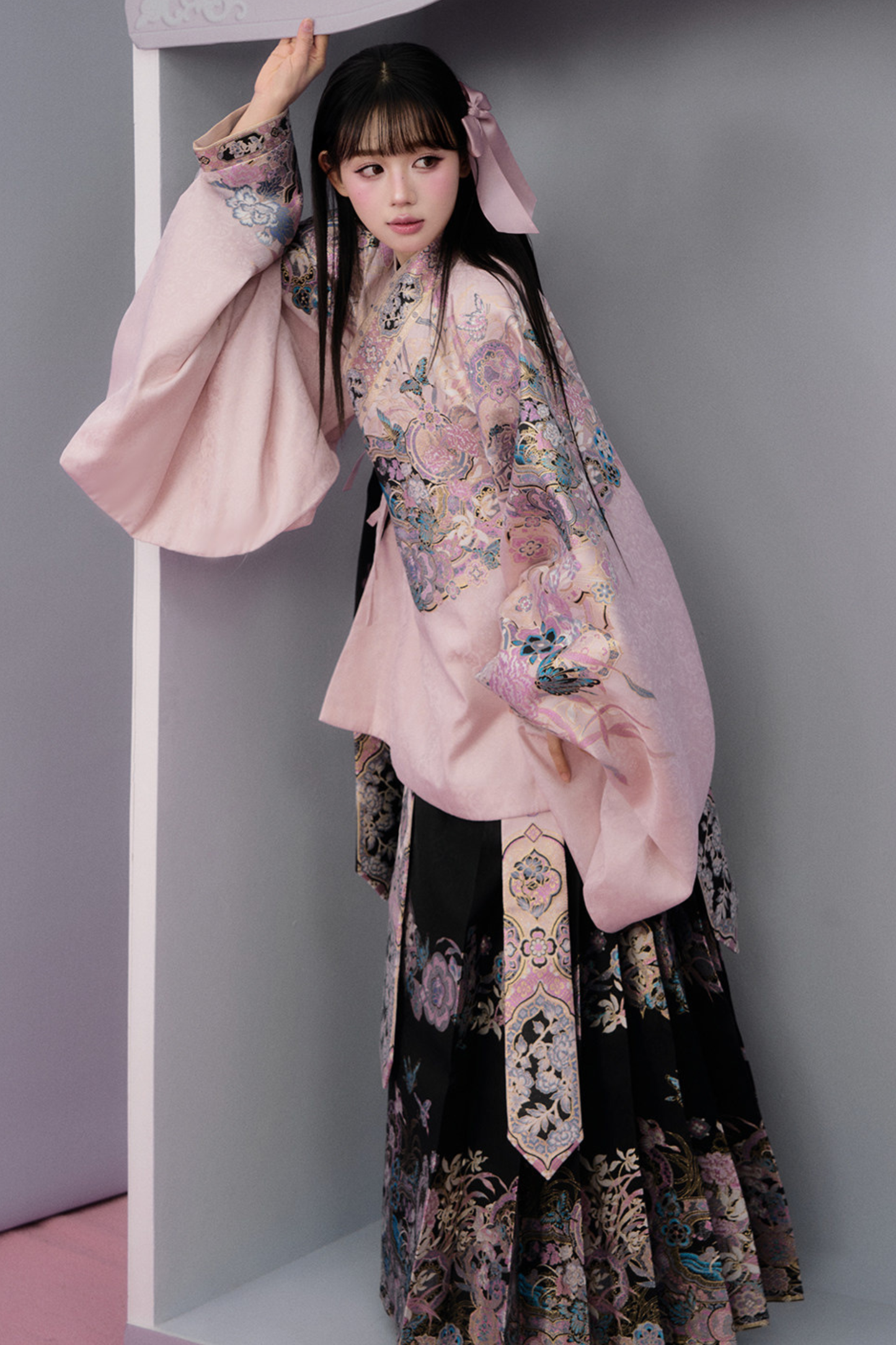Sweet Chinese-style Jacket + Pleated Skirt + Accessories