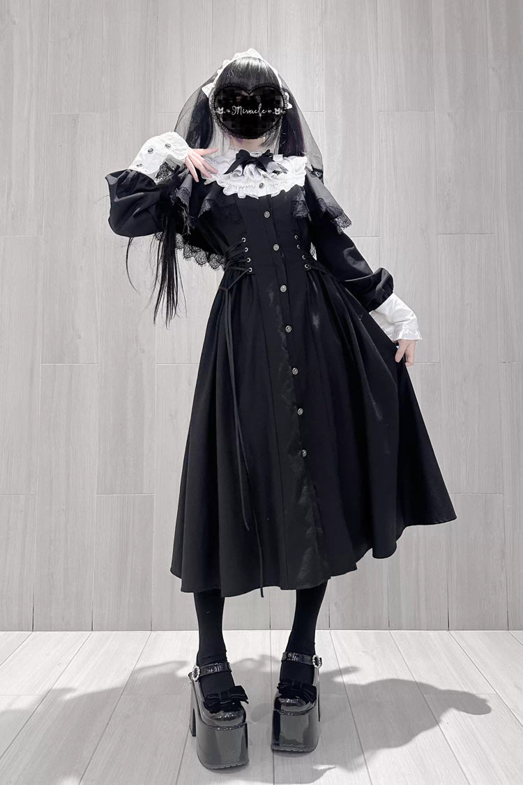 Classic Vintage Dress with a Flattering Fit