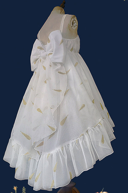 Subtly Elegant Dress with a Refined Vintage Look