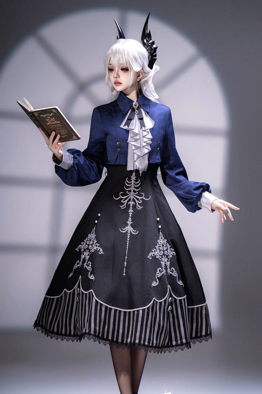 Beautifully Crafted Dress in a Classic Style