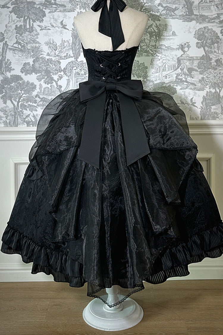 Finely Styled Dress with a Classic Vintage Look