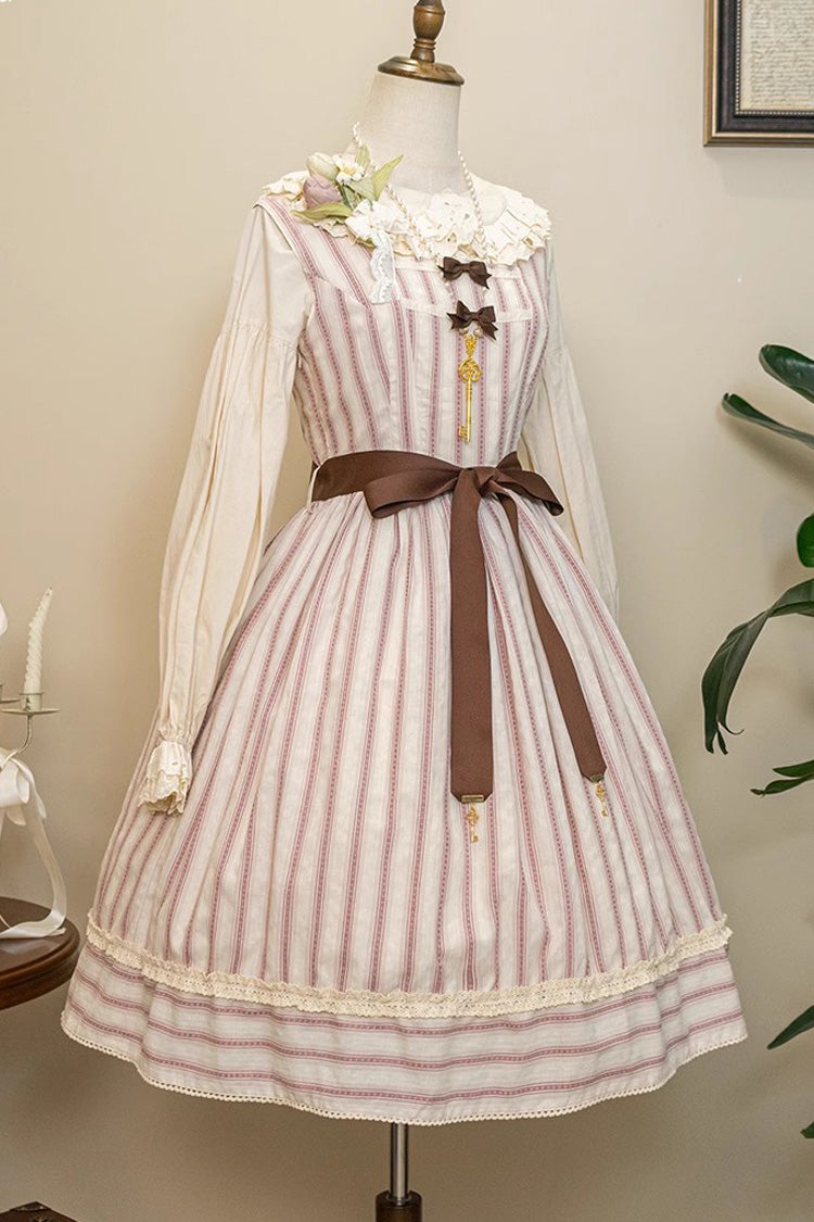 Subtly Elegant Dress with a Refined Vintage Look