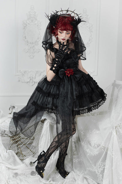 Finely Styled Dress with a Classic Vintage Look