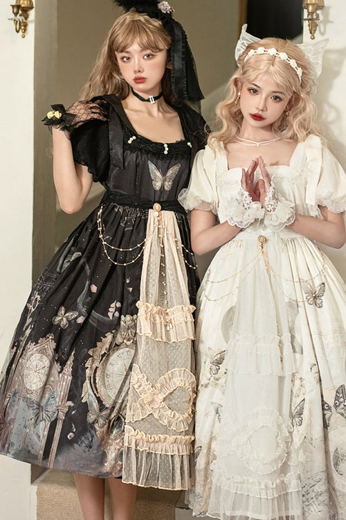 Finely Styled Dress with a Classic Vintage Look