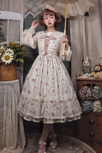 Subtly Elegant Dress with a Refined Vintage Look