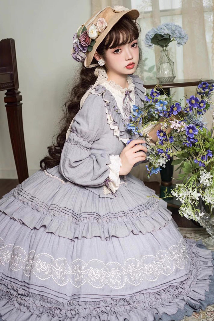 Beautifully Crafted Dress in a Classic Style