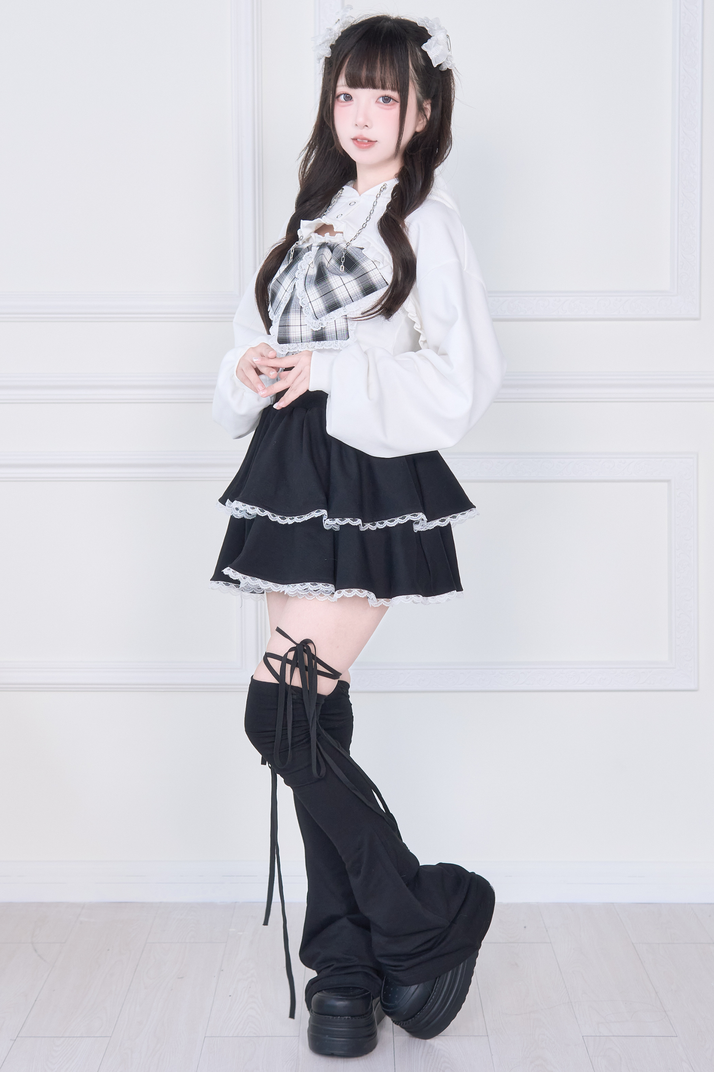 Ribbon Vest + Short Sweatshirt