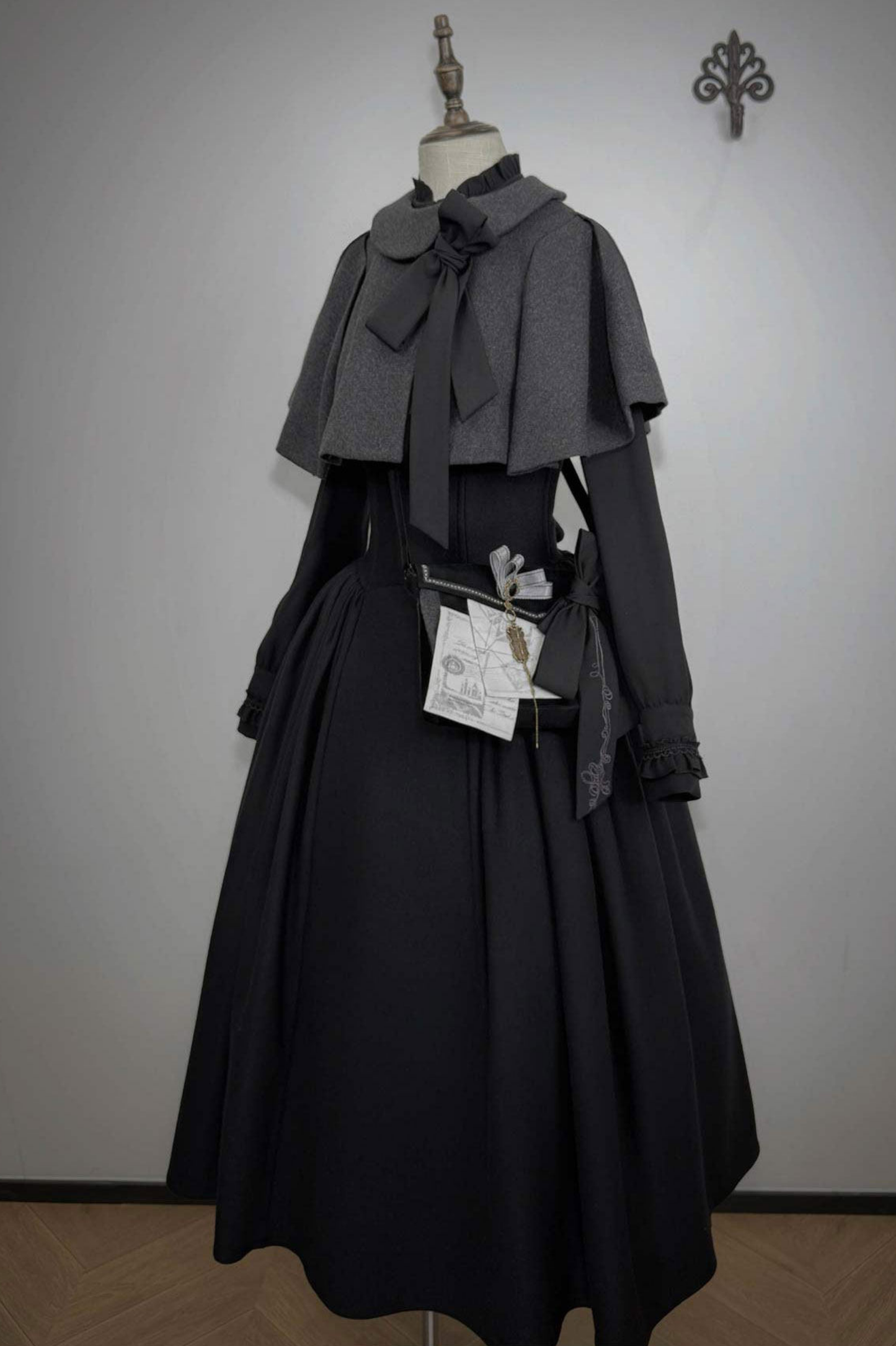 British Detective Lolita Coat + Cape + Skirt + Shirt + Bag + Brooch + Hat + Beret + Necklace