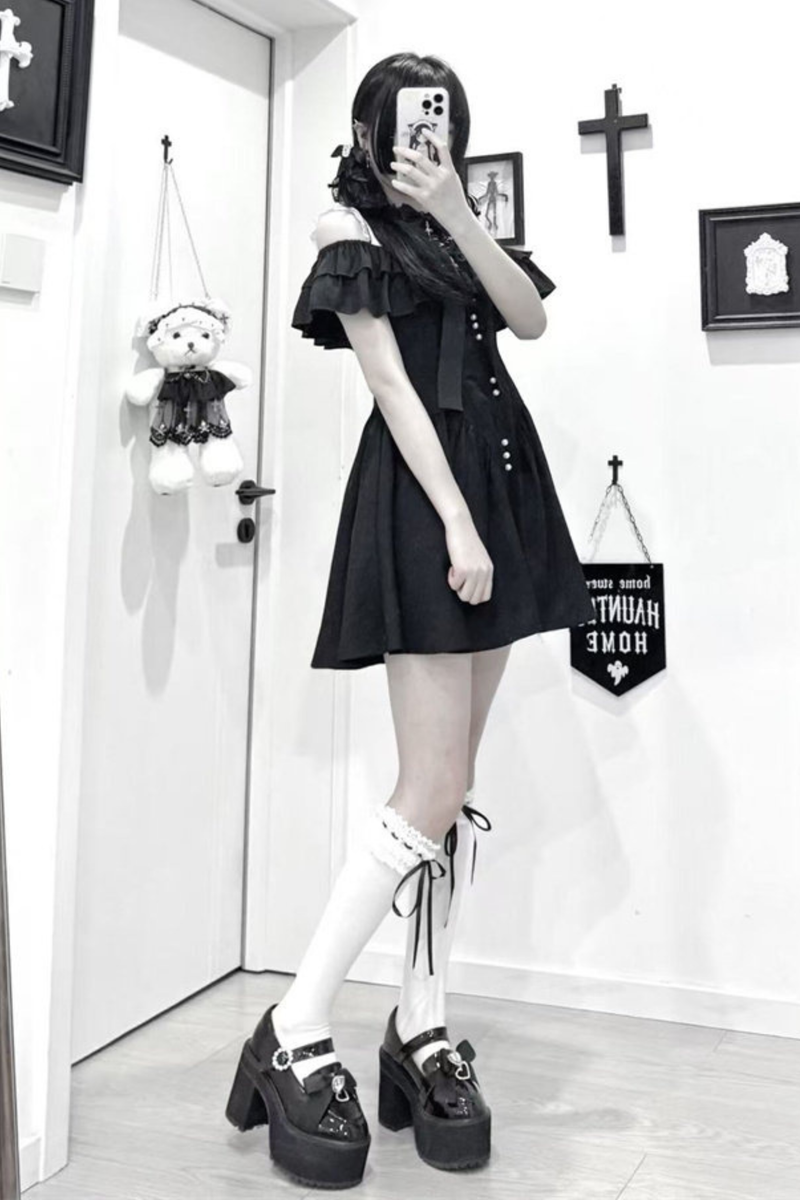 Off-shoulder Dark Sweet Dress