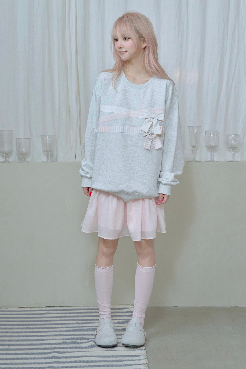 Ribbon Pullover Sweatshirt