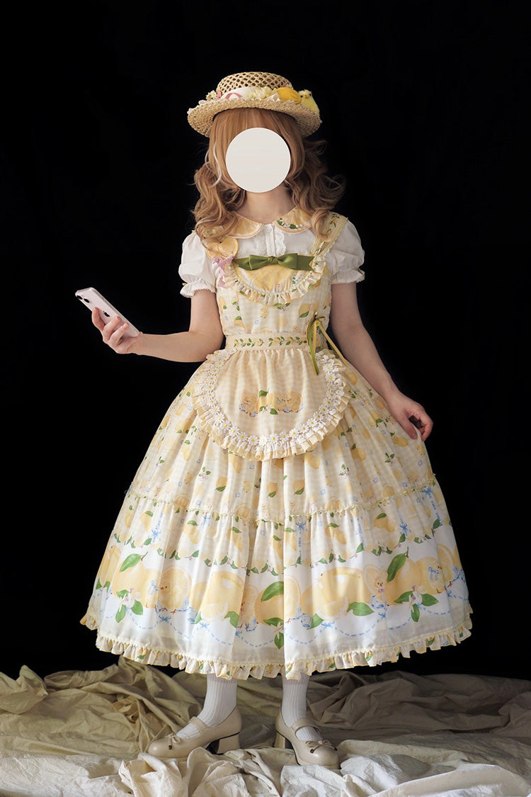 Finely Styled Dress with a Classic Vintage Look