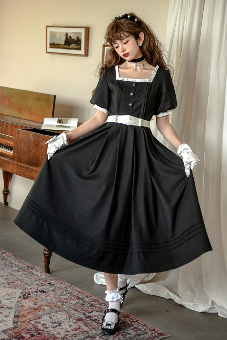 Casually Elegant Dress with a Refined Edge