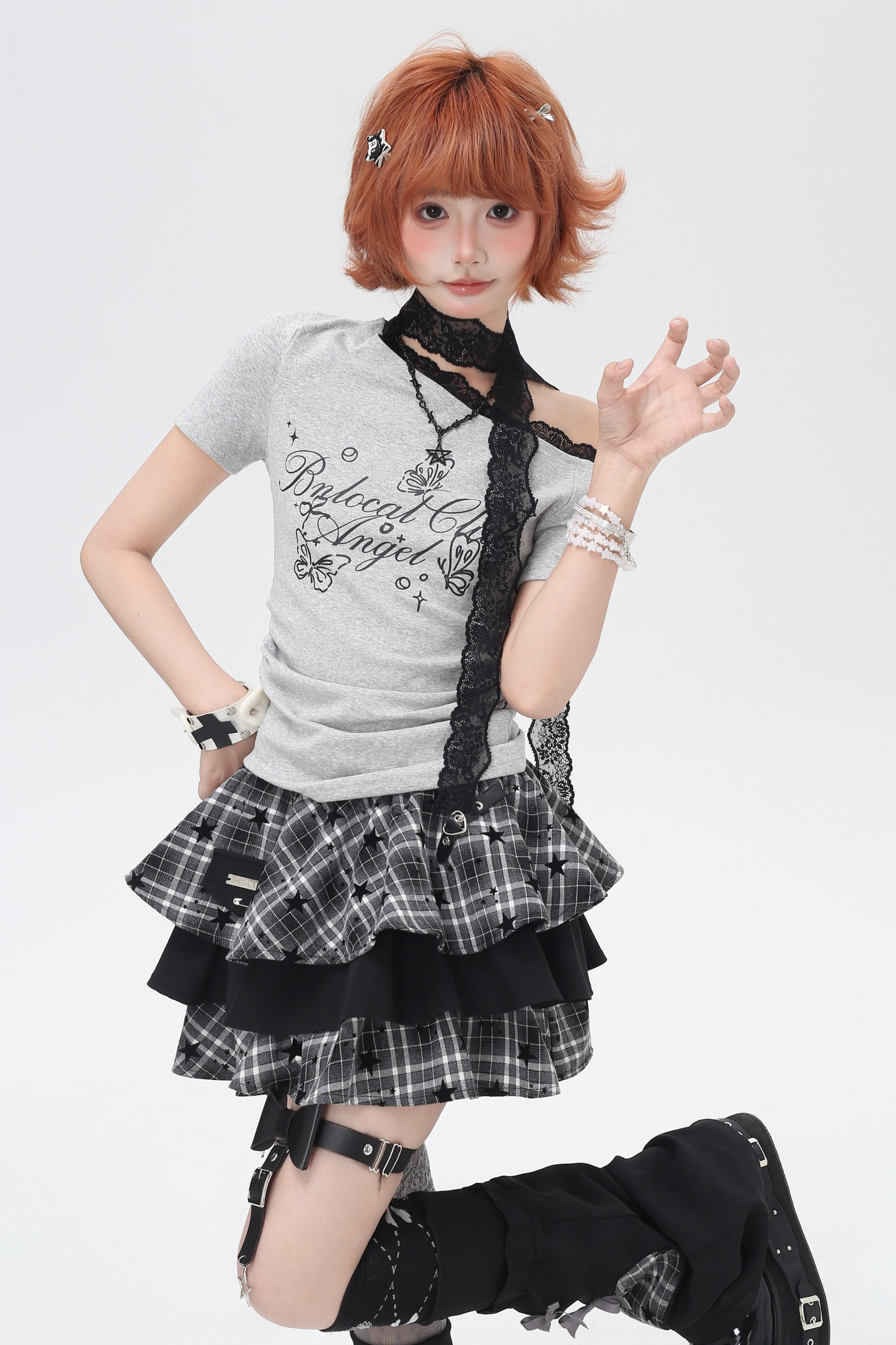 Lace Design One Shoulder Slim Top