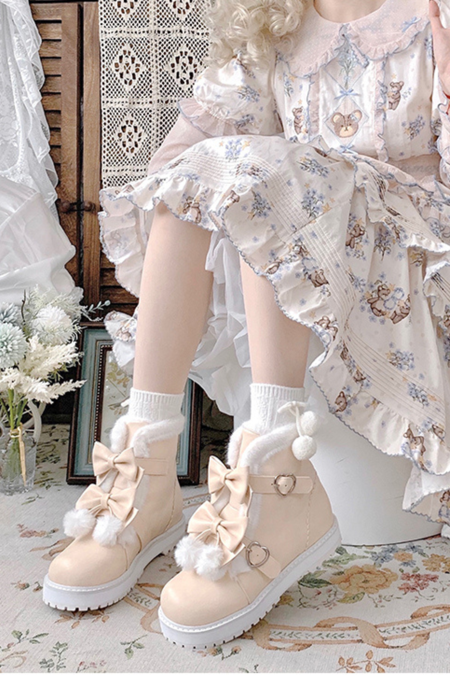Ribbon Platform Sole Boots