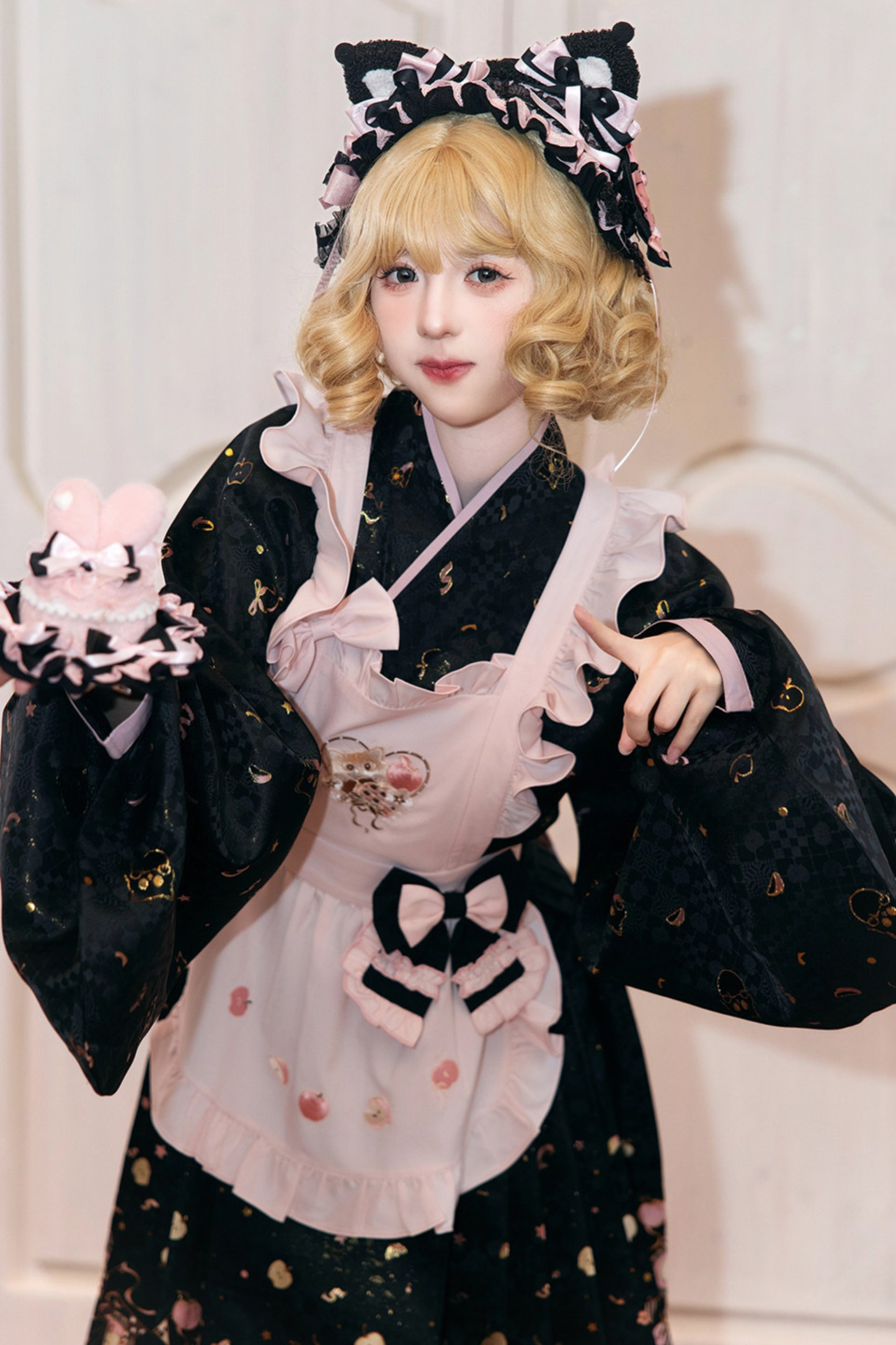 Chinese-style Sweet Circus Apron + Top + Skirt + Clip