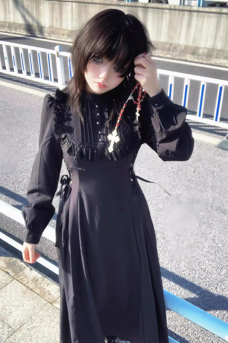 Finely Styled Dress with a Classic Vintage Look