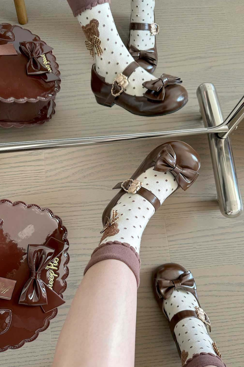 Glossy Color Ribbon Shoes