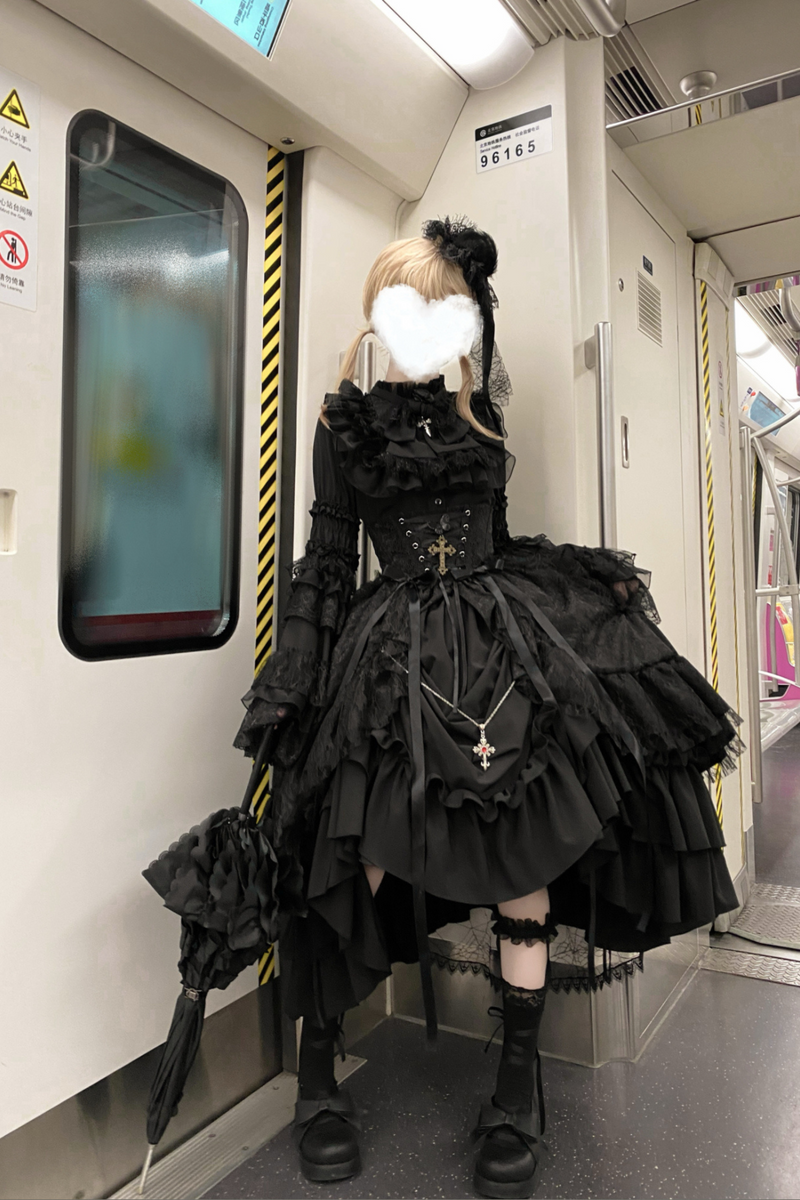 Gothic Super Jisleeve Lolita Shirt + Ruffle Skirt + Hat