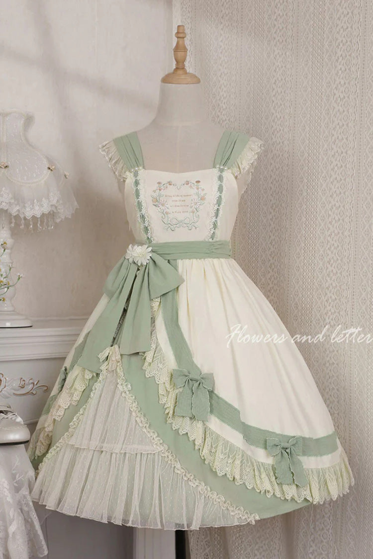 Subtly Elegant Dress with a Refined Vintage Look