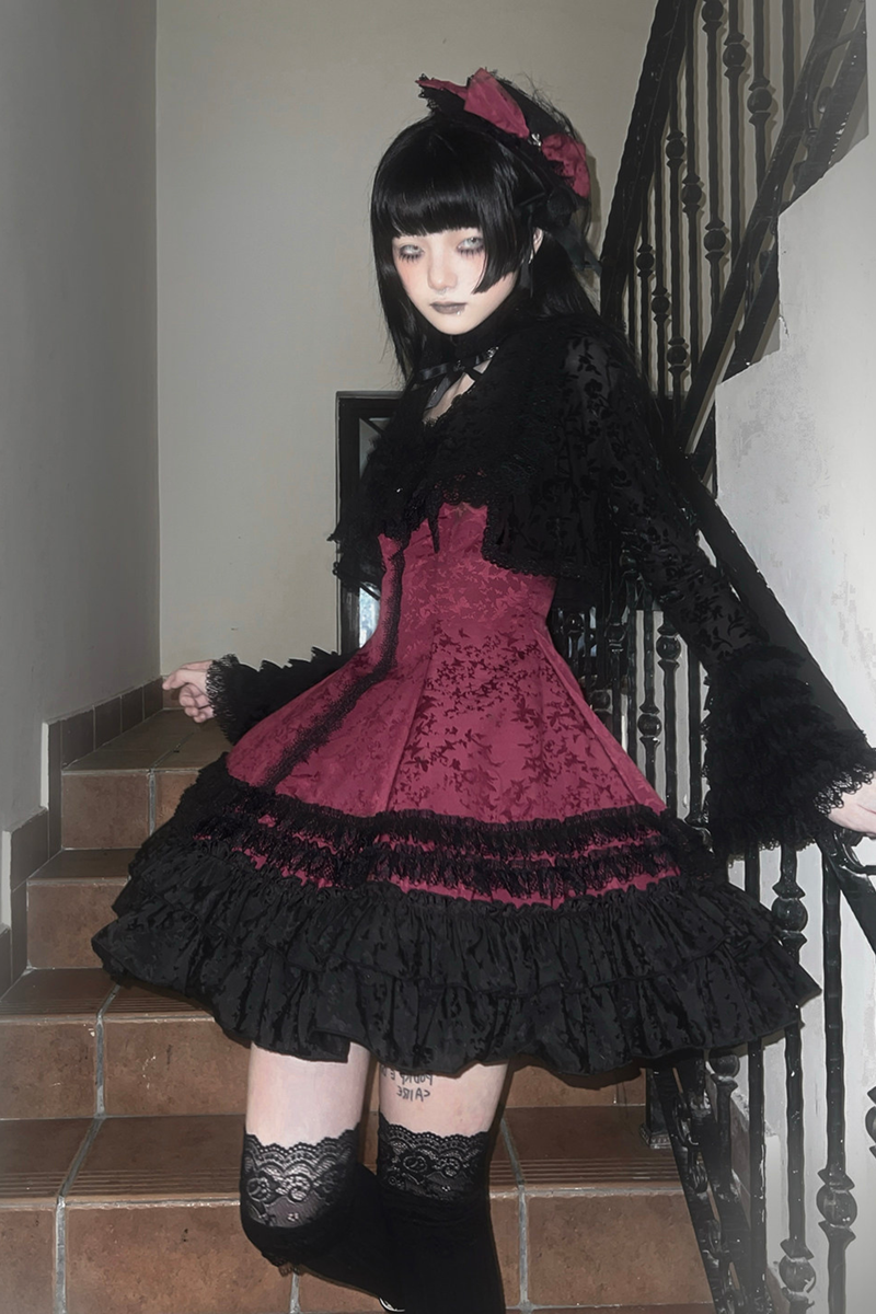 Slim-fit Gothic Lolita Jumper Skirt + Jacket