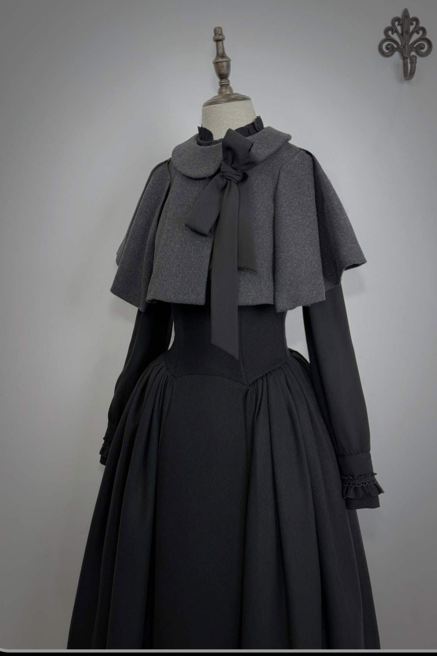 British Detective Lolita Coat + Cape + Skirt + Shirt + Bag + Brooch + Hat + Beret + Necklace