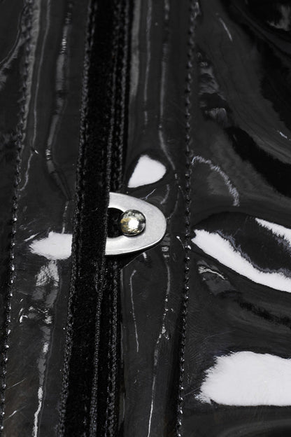 Beautifully Crafted Garment in a Classic Style